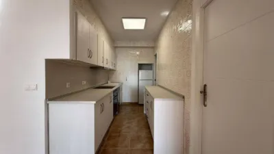 Piso en calle Doctor Gregorio Maranon 70 photo 13