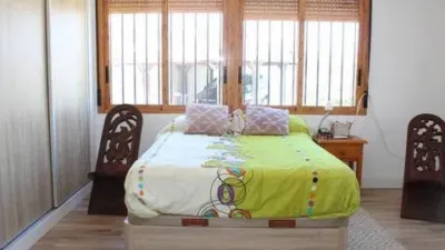 Chalet on Calle Mar Negro photo 9