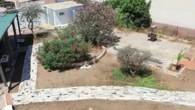 Chalet on Calle Mar Negro photo 2
