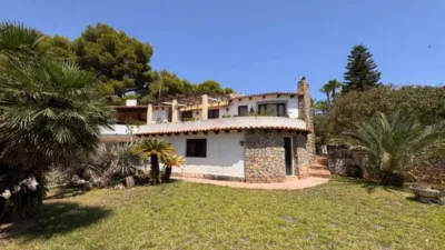 Chalet in Cala Advocat-Baladrar photo 11