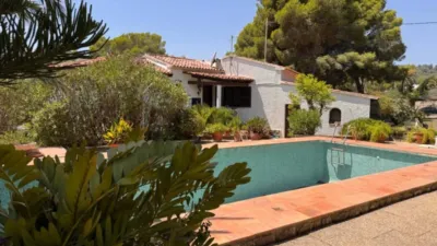 Chalet in Cala Advocat-Baladrar photo 8