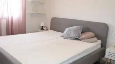 Top-floor apartment on Calle de la Alameda photo 18