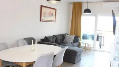 Top-floor apartment on Calle de la Alameda photo 9