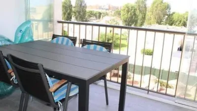 Top-floor apartment on Calle de la Alameda photo 11