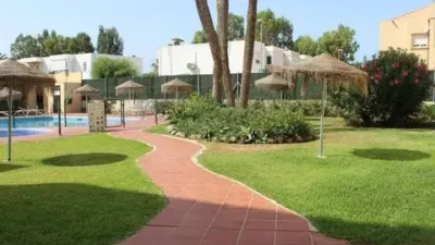 Top-floor apartment on Calle de la Alameda photo 25