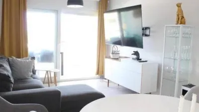 Top-floor apartment on Calle de la Alameda photo 7