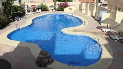 Apartment on Calle Mariano Hernández photo 4