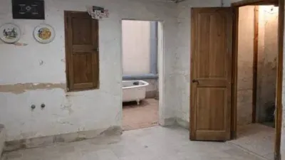 Apartment in Cort photo 3