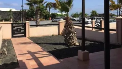 Terraced house in La Oliva photo 3