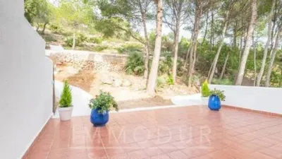 Chalet on Carrer de Eramprunyà photo 8