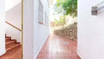 Chalet on Carrer de Eramprunyà photo 44