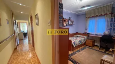 Apartment in Ensanche photo 6