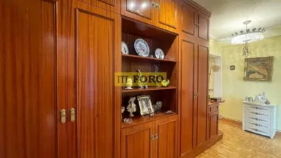 Apartment in Ensanche photo 9