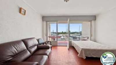 Apartment in Port Grec 1 Street photo 19