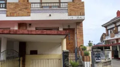 House on Pedro Velarde Street photo 2