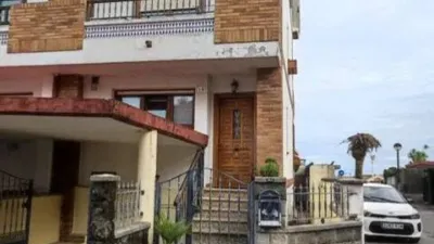 House on Pedro Velarde Street photo 16