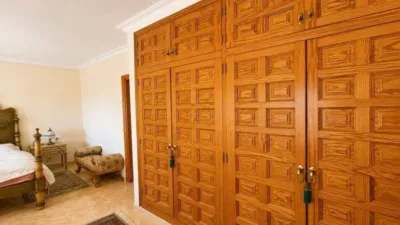 Villa on Carrer de Pau Vila photo 19