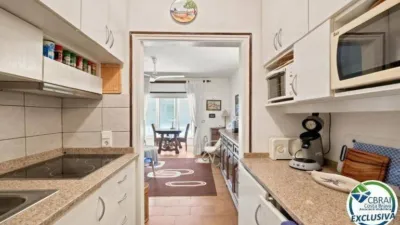 Apartment on P. Tipic-Av. F.De Climent 1 photo 5