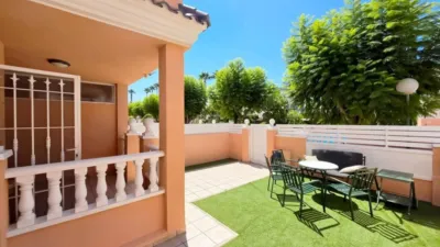 Bungalow on Avinguda del Carabasí photo 2