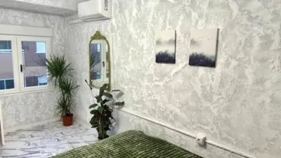 Flat on Calle D'Antonio Aparisi S-N photo 5