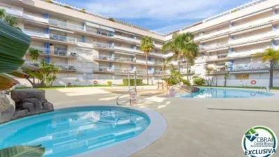 Apartment on Avinguda del Port del Canigó photo 4