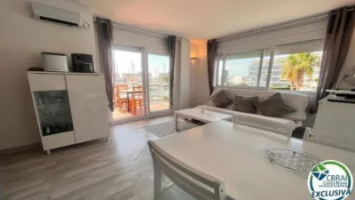 Apartment on Avinguda del Port del Canigó photo 14
