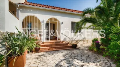 Chalet in Les Torroelles photo 26