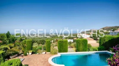 Chalet in Les Torroelles photo 9