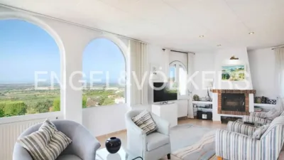 Chalet in Les Torroelles photo 11