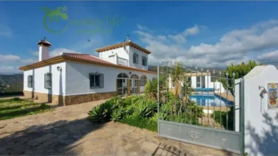 Villa in Canillas de Aceituno photo 4