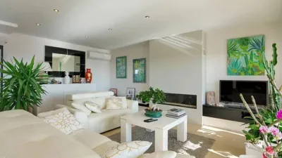 Chalet in Les Torroelles photo 15