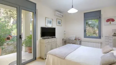 Chalet in Les Torroelles photo 24