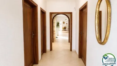 House on Carrer de l'Ebre photo 8