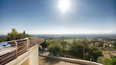Chalet in Les Torroelles photo 11
