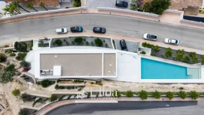 House in La Fustera photo 9
