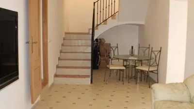 Terraced house on Calle de la Fuente del Oro photo 19