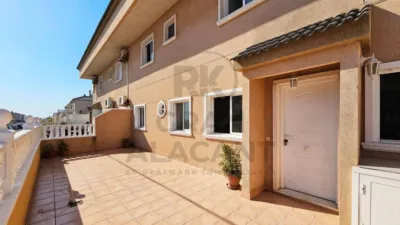 House on Carrer de la Rioja photo 6