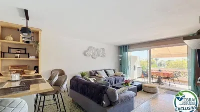 Apartment in Empuriabrava photo 7