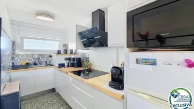 Apartment in Empuriabrava photo 11