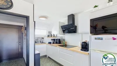 Apartment in Empuriabrava photo 12