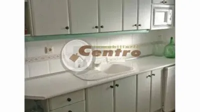 Apartment in La Milagrosa-La Estrella-San Antón photo 9