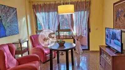 Apartment in La Milagrosa-La Estrella-San Antón photo 3