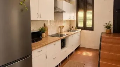 Terraced house on Avenida Arquitecto Gomez Cuesta S-N photo 4