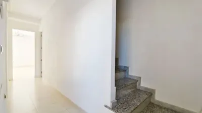 Terraced duplex for sale in Calle Gotzone Mora photo 15