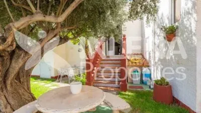 Chalet on Almería Street photo 17