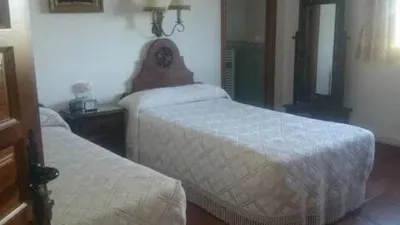 Chalet in El Castillo de Las Guardas photo 16