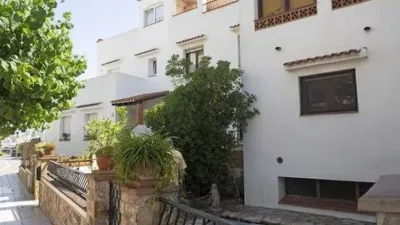 Terraced House in L'Escala photo 26
