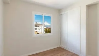 Penthouse on Carrer de Furió photo 24