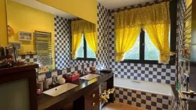 Chalet on Carrer del Llobregat photo 20