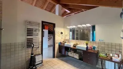 Chalet on Carrer del Llobregat photo 36